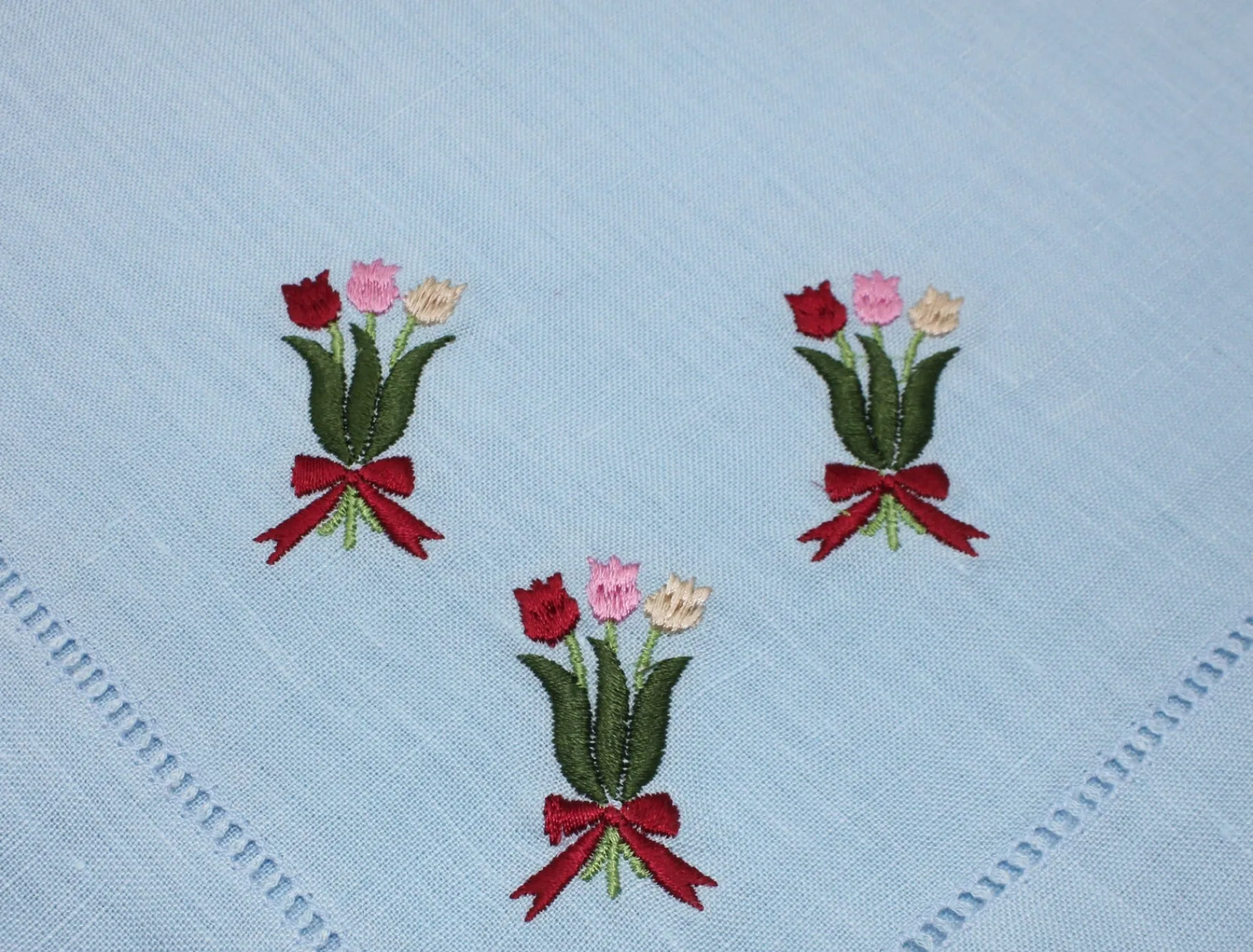 Chefanie Tulip Bouquet Dinner Napkins (4) Clearance